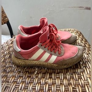Adidas Women's size 7 1/2